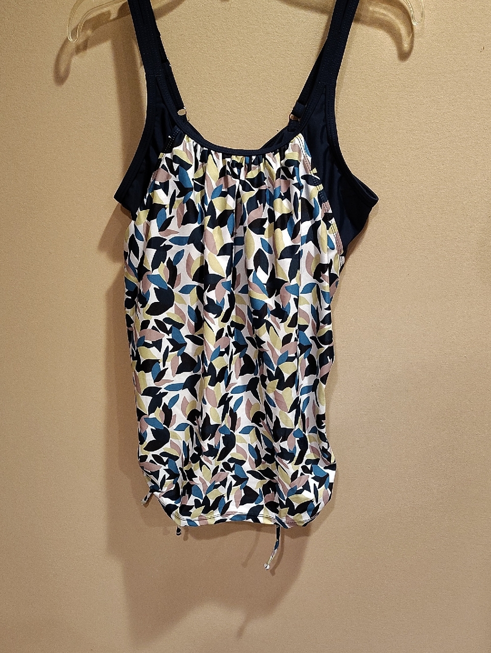 Quint Soul Women's Size S/P Leaf-Print Navy Multi-Color Tank Swim Top WM